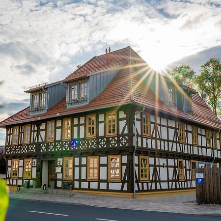 Teutsche Schule Hotel Schleusingen Exterior photo